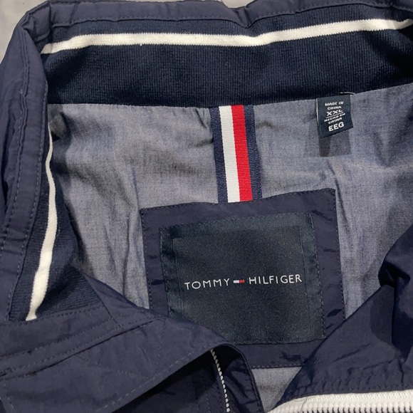 Tommy hilfiger wind breaker - Picture 2 of 5